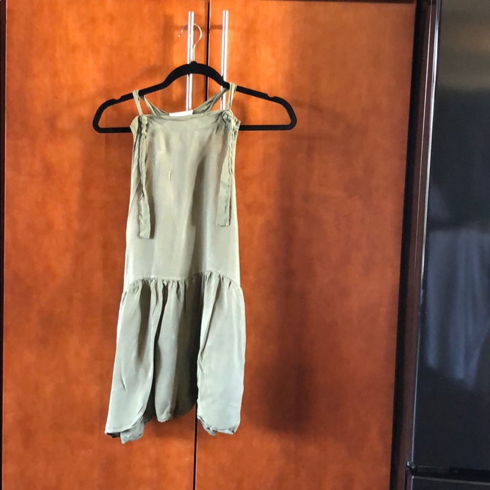 Romper. One size (fits baggy). Worn once.